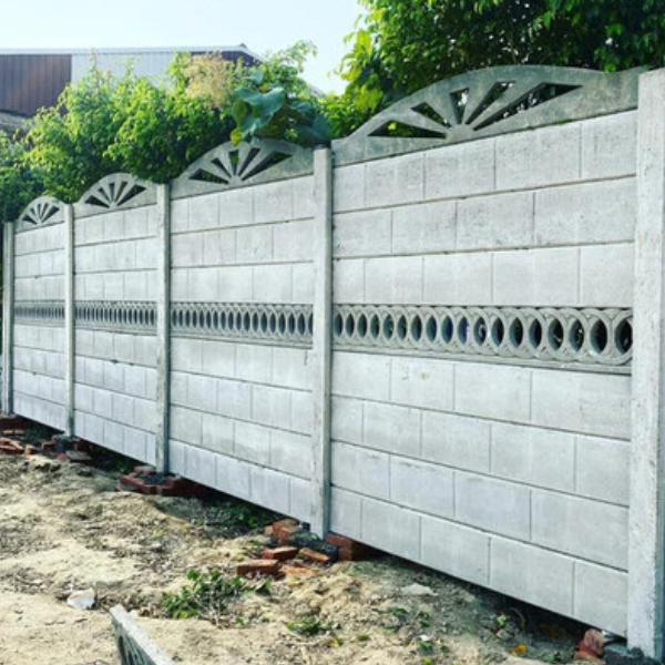 boundary wall of concrete
